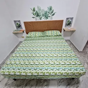 https://apt-nuccias-house.taorminaitalyhotels.com